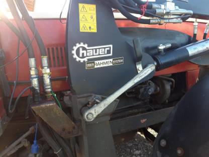 Bild 3:Steyr 650 Allrad Hauer Frontlader