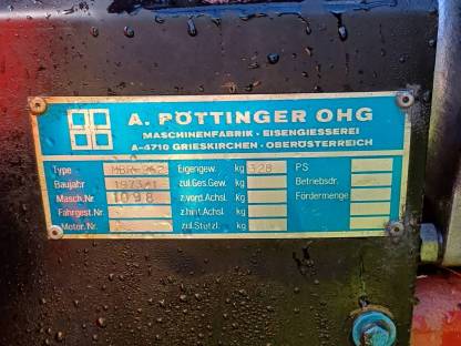 Bild 8:Handbandrechen Pöttinger Heuraupe 160