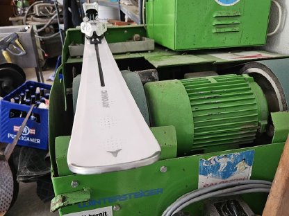 Serviceanlage für Ski und Snowboards