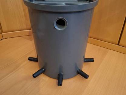Tränkekübel mit 5 Nuckel