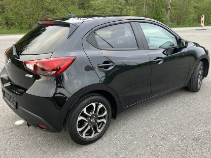 Mazda 2, G75 Attraction