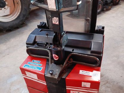 Verkaufe Ameise Hochhubwagen Stapler Doppelstock Toyota BT