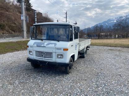 Mercedes Benz L 407 D