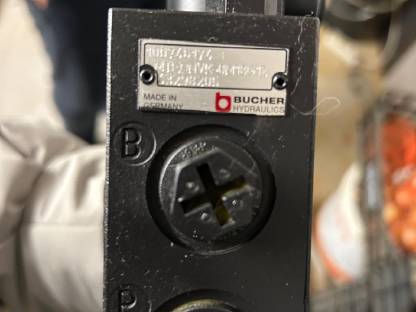 Bild 5:Hydraulikventile Bucher 100746174