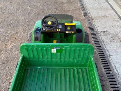 Bild 3:John Deere Gator