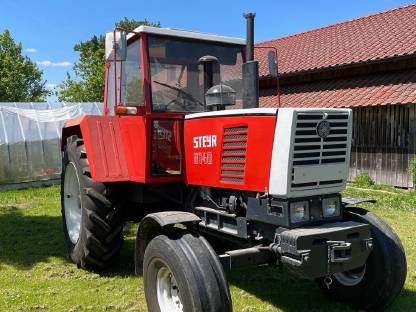 Steyr Traktor 8140