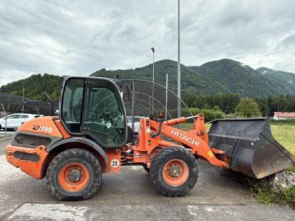 Hitachi ZW 95