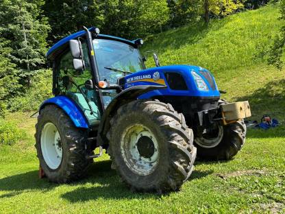 Bild 2:New Holland T4.55s