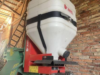 Bild 2:Kurzscheibeneggen SHORTDISK SD 2,1 + Sämaschine