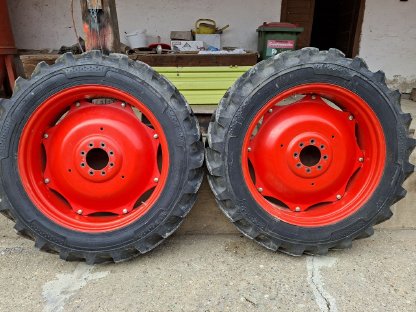 Bild 2:Komplettrad für Claas Elios