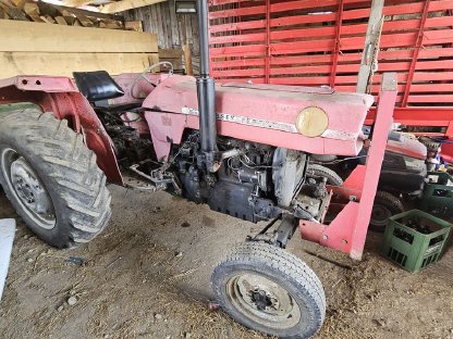 Massey Ferguson 165