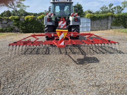 Bild 2:Einböck Striegel