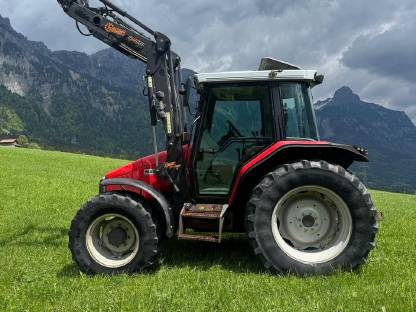 Verkaufe Massey Ferguson 6130 mit Hauer Frontlader