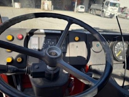 Bild 4:Reform Muli 970 mit Streugerät, nur 2.000 Bstd.