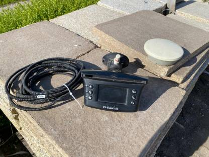 Bild 3:Parallelfahrhilfe EZ-Guide 250