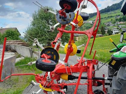 Kreiselheuer Pöttinger HIT 610N