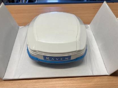 Bild 2:Raven CR7 Spurführungssystem GPS Parallelfahrhilfe