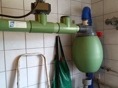 Bild 6:Westfalia Melkstand 2x6 Fischgräten