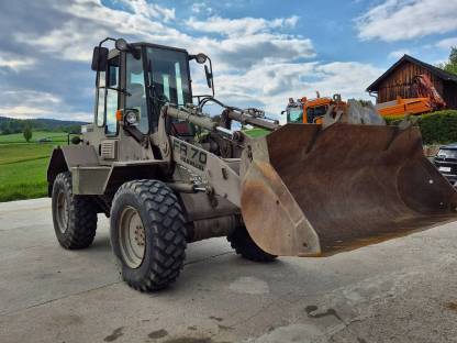 Bild 2:FIAT-HITACHI FR70 Radlader