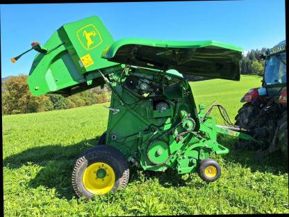 John Deere F440M