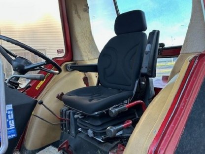 Bild 4:Allradtraktor IHC 885 XL