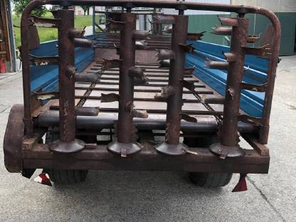 Bild 4:Morawetz Miststreuer