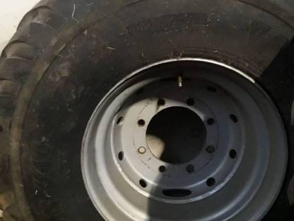 Reifen 600/55-22,5 ohne Felgen