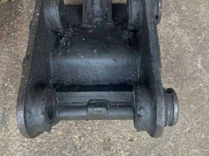 Bild 5:Schnellwechsler 7,5 t mechanisch Verachtert CW10 mit 50 mm Bolzen