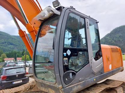 Hitachi Bagger
