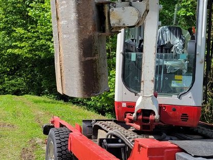 Bild 5:Takeuchi TB 216