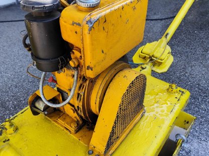 Bild 8:Rüttelplatte Ammann 650 kg