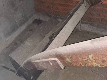 Bild 5:Klinken-Frontlader von Steyr 40