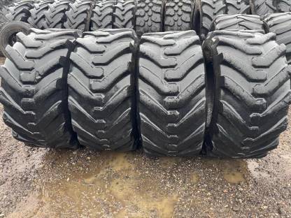 Bild 4:Reifen 400/70-20 (16.0/70-20) 405/70-20 Michelin Power CL