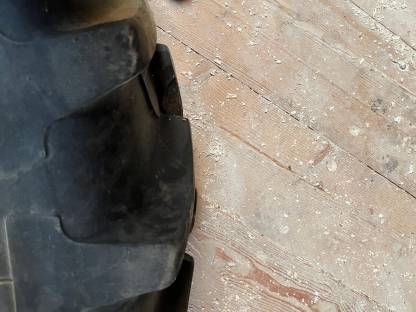 Bild 3:Räder für Ford 7740