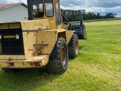Bild 3:Hanomag Radlader 33DI