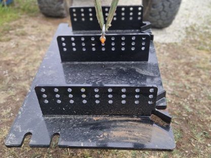 Bild 2:Kommunalplatte, Kommunalanbauplatte, Schnellwechselvorrichtung