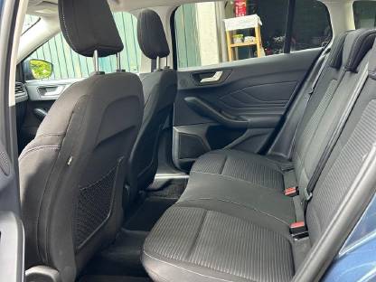 Bild 7:Ford Focus 1,5 Kombi Aut.