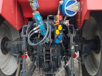 Bild 4:Steyr 8100 mit Turbo