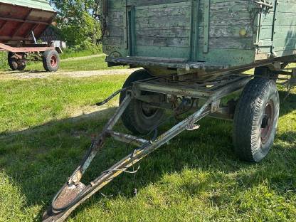 Bild 2:Traktor Anhänger Kipper Engelmaier