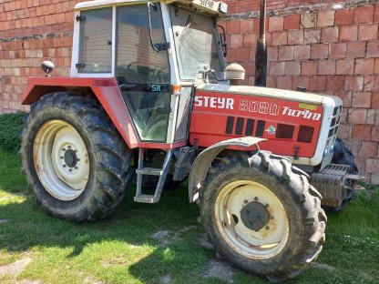 STEYR 8080er Traktor (1987)