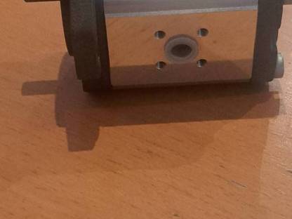 Bild 2:Verkaufe Hydraulikpumpe für Lindner Geotrac 103