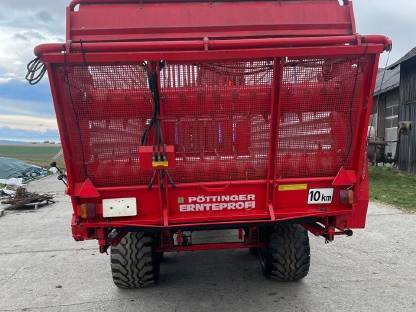 Bild 5:Pöttinger Ernteprofi II