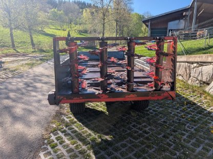 Bild 3:Miststreuer 3,5 Tonnen