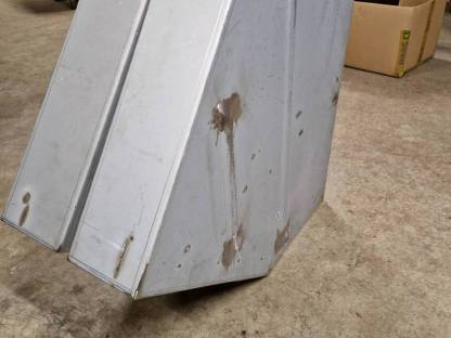 Bild 2:Neue Kotflügel Steyr 8140-8150-8165