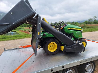 Bild 3:John Deere Rasentraktor X590 zu verkaufen (MwSt. ausweisbar)