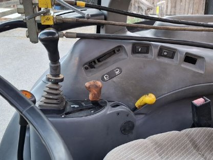 Bild 5:New Holland TN 70 DA