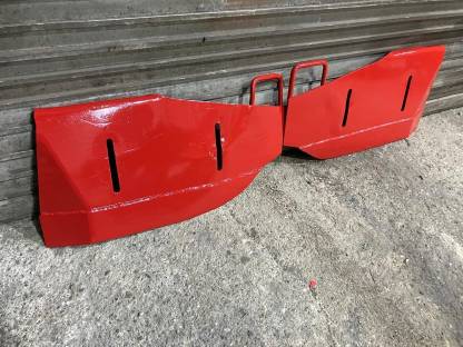 Bild 3:Pöttinger Kreiselegge Seitendeckel