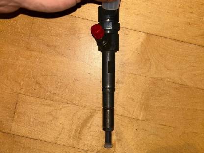 Bild 3:Injektor zu Perkins 854E-E34 TA oder FPT 4-Zyl., 3,4 l