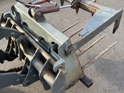 Bild 3:Krokodilzange 1 m Euro