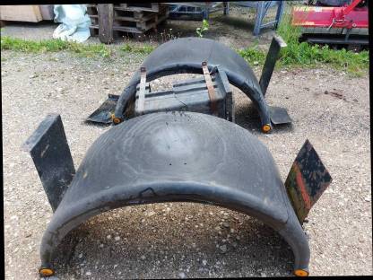 Bild 2:Kotflügel-Anhänger